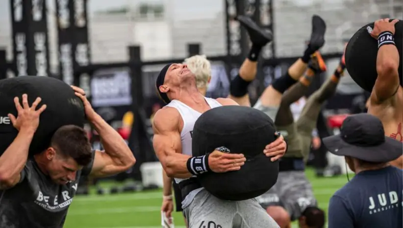 Sandbag Carries dan Lifts: Teknik untuk Peningkatan Kekuatan Maksimal