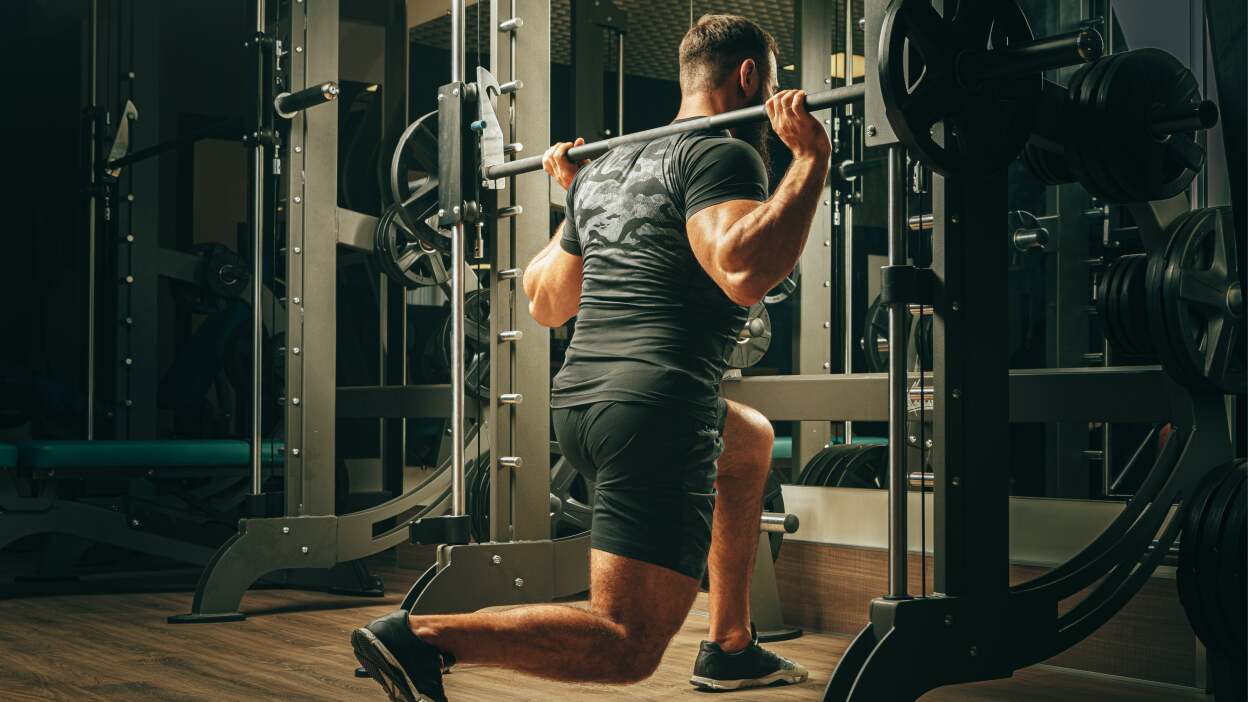 Apakah Anda Harus Menyertakan Smith Machine dalam Rutinitas Anda?