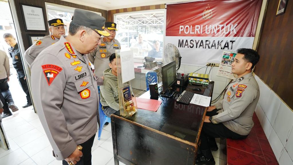 Kapolri Tinjau Polsek Samarinda Kota: Wujudkan Pelayanan Prima untuk Masyarakat